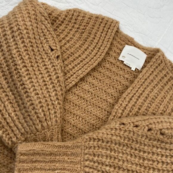 NWT Anthropologie Chunky Knit Cropped Tan Plush Sweater size Small - Picture 5 of 12